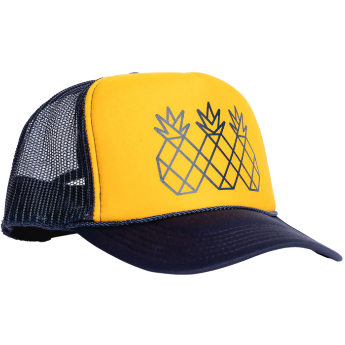 Tres Piñas Classic Trucker Hat